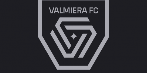 valmiera_flag03.png
